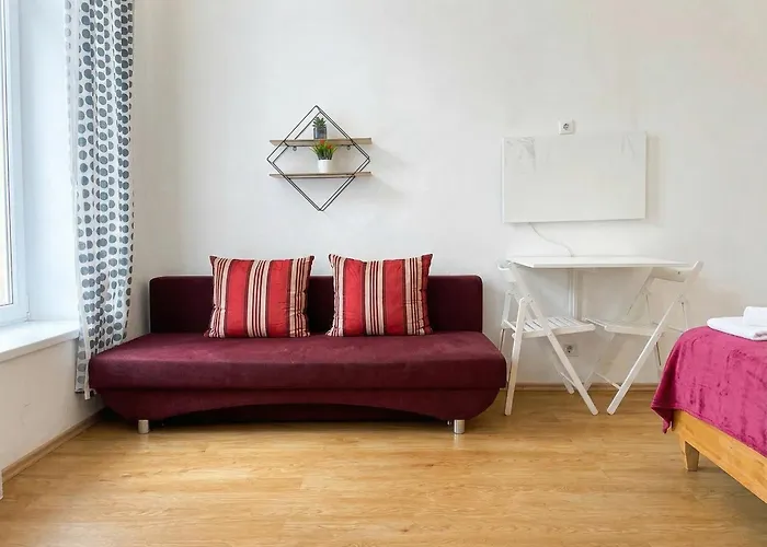 Affordable Stay, 3 Near Wiener Stadthalle Vienna