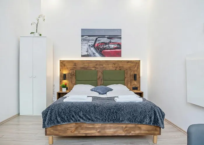 Affordable Stay, 3 Near Wiener Stadthalle * Vienna